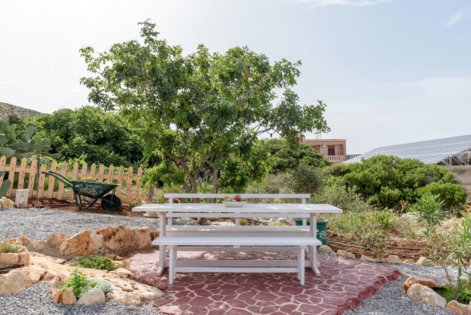 Villa Araucaria - Private Pool, Jacuzzi, Sea View Ретимно Екстериор снимка