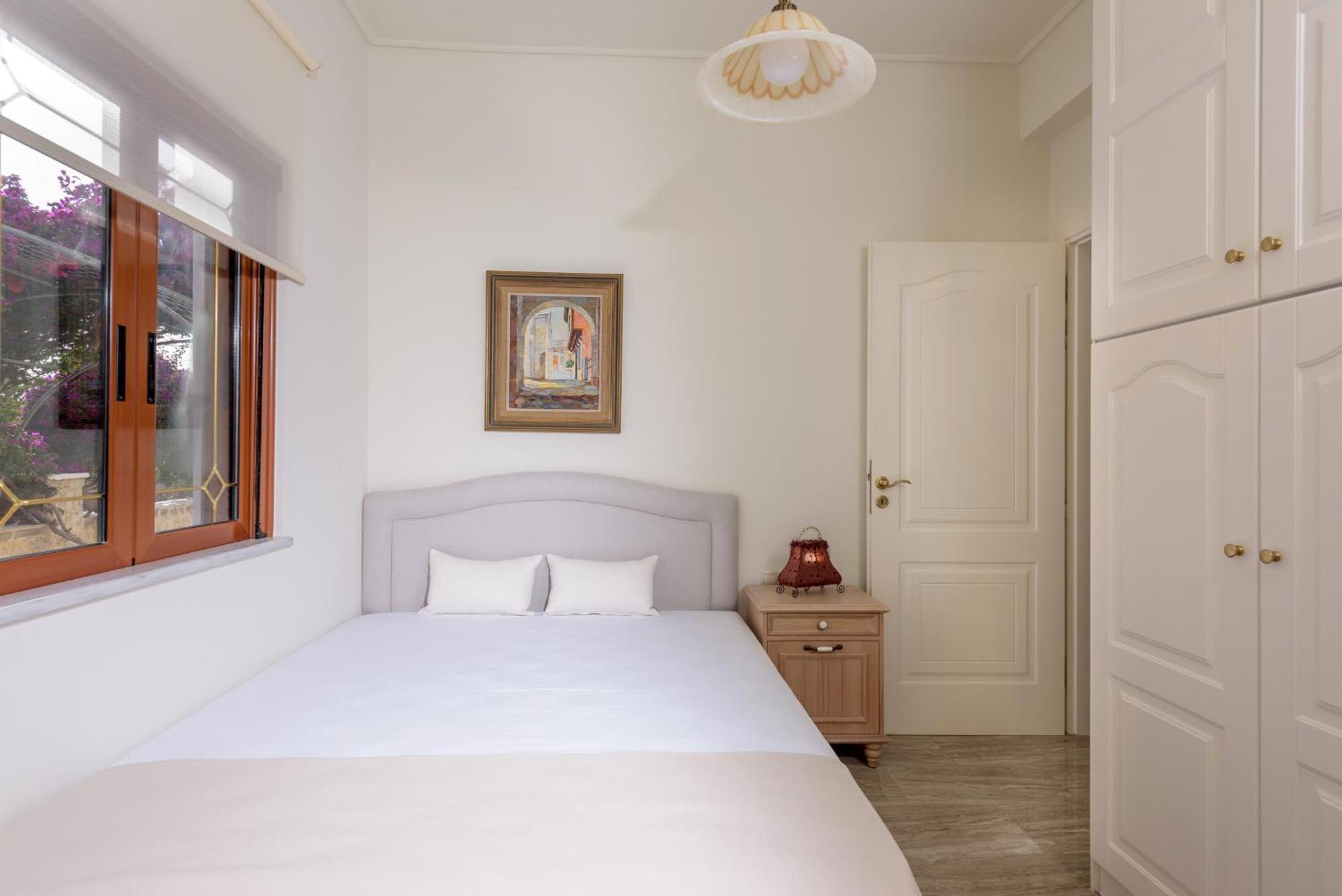 Villa Araucaria - Private Pool, Jacuzzi, Sea View Ретимно Екстериор снимка